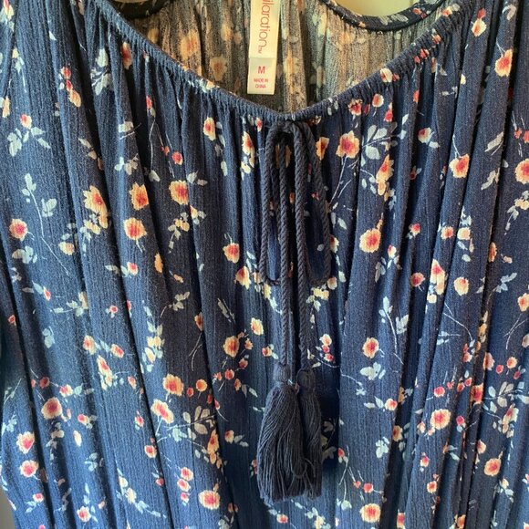 Xhilaration Dark Blue Floral Lace Romper Shorts Onesie Size M – Very Good - Picture 4 of 9